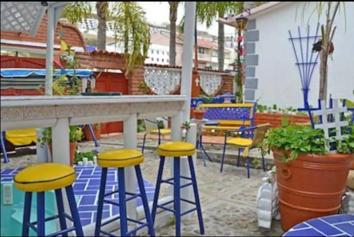 Welcome To Casa Viva Mexico 3-Bedrooms 2-Bathroms 6-Guests Close To Shoping Center & Beach Tijuana Bagian luar foto